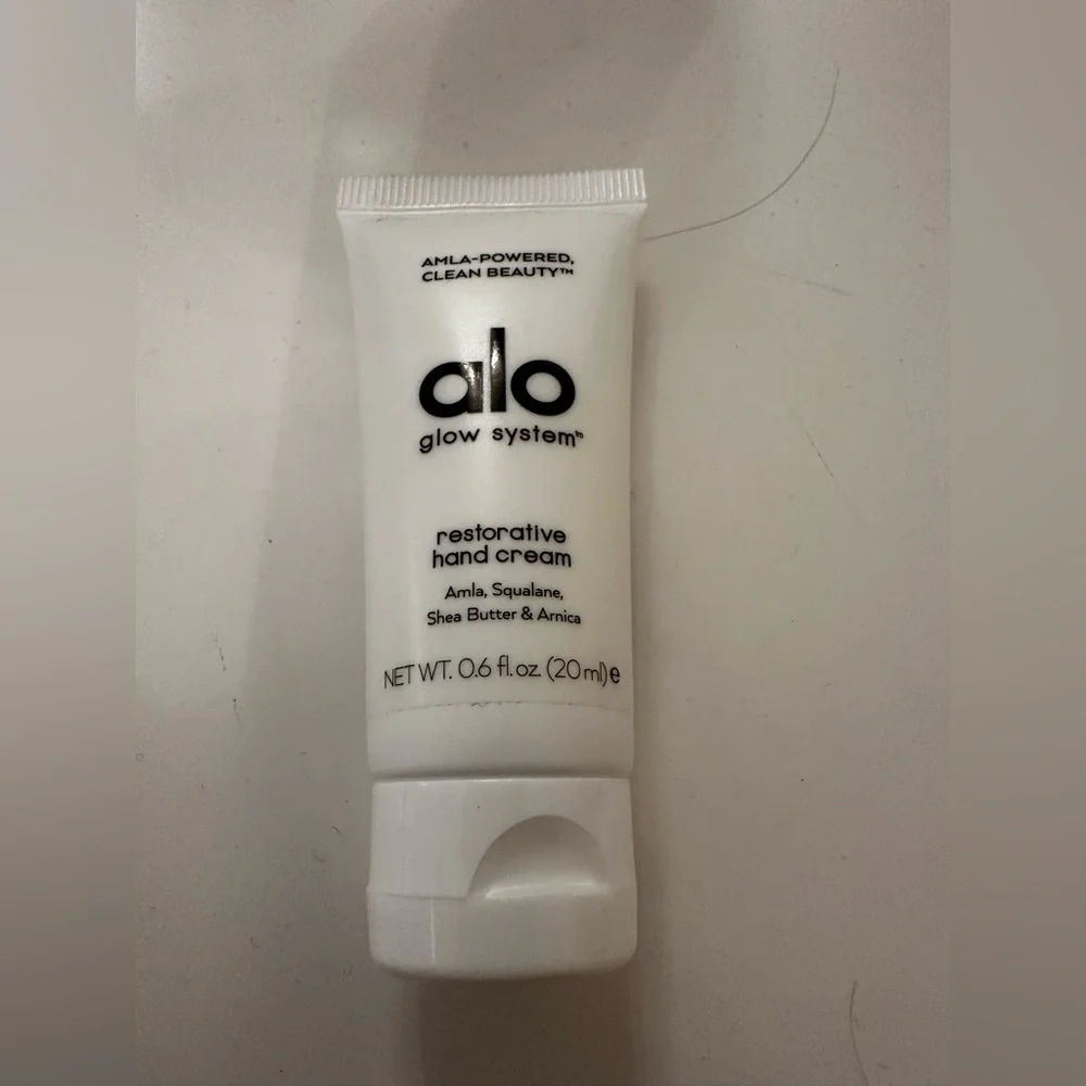 ALO Yoga White Restorative Hand Cream